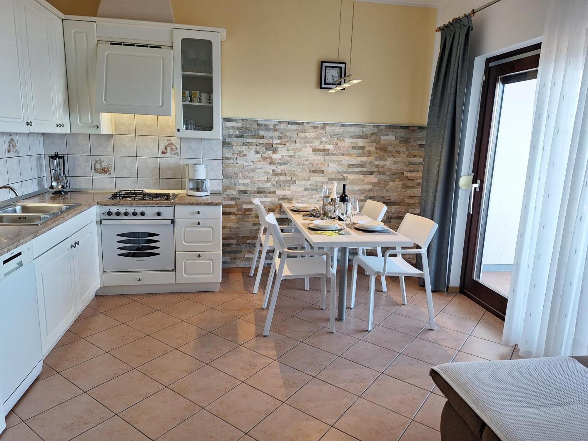 Villa Suzy-Apartments Suzana Lovran Exterior photo